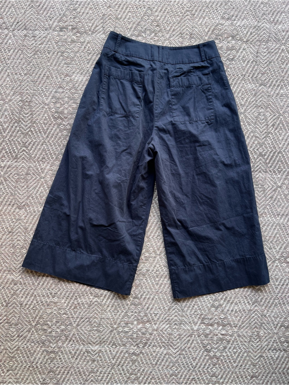 Anthropologie Black Cotton Wide Leg Culotte shorts Womens 4 Pleated High Rise - Picture 6 of 7